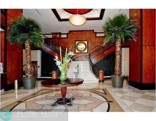 Building Photo - 610 W Las Olas Blvd