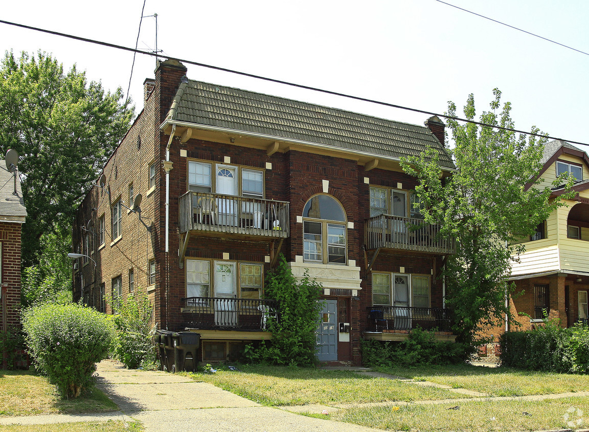 Primary Photo - 3318 E 140th St