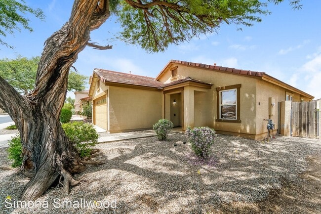 Foto del edificio - 4 br, 2 bath House - 698 W Buffalo Grass D...