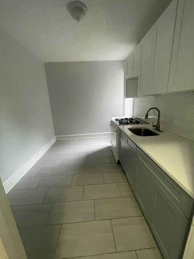 Foto del edificio - 125 Osborne Ter