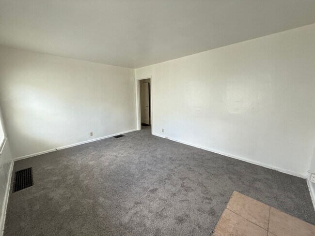 Foto del edificio - 3091 E 13th Ave