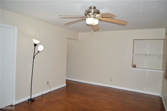 Building Photo - 3 br, 2 bath House - 2730 59th St