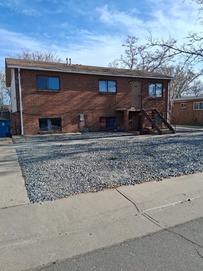 Building Photo - 6764 Locust St