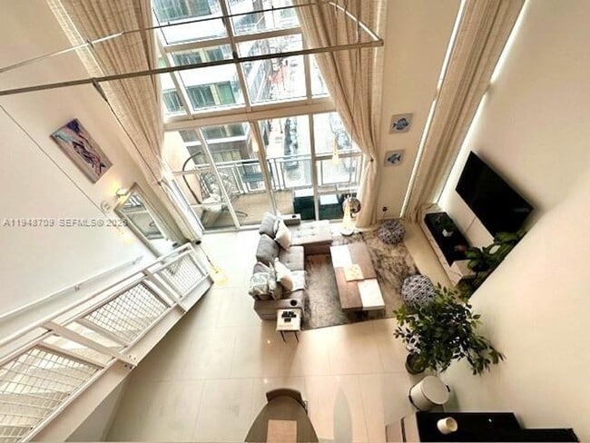 Foto del edificio - 253 NE 2nd St