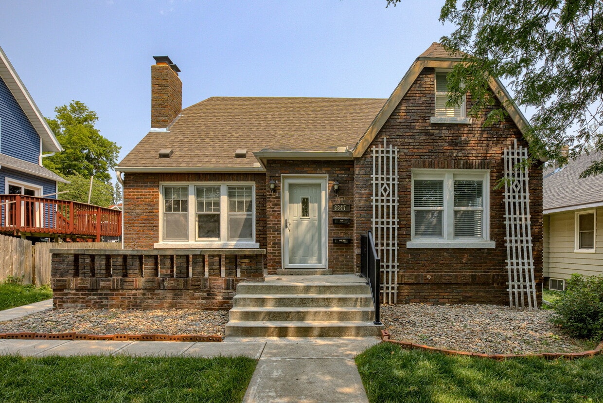 Photo - 2347 S 33rd St (Omaha, NE)