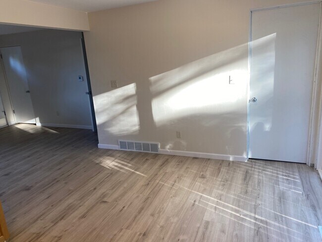 COCINA - 2218 Midland Dr