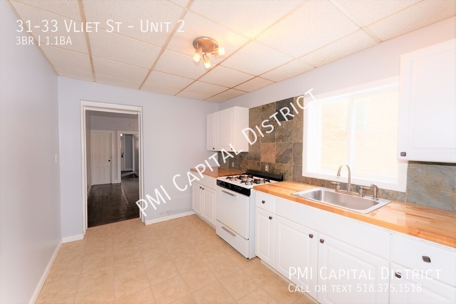 Large TwoStory 3 Bedroom Townhouse with W... House Rental in Cohoes