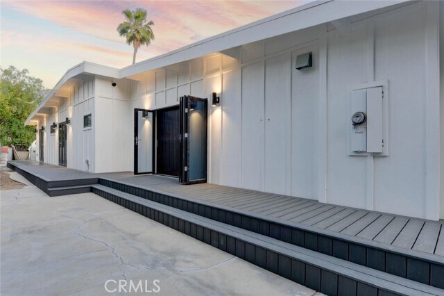 Foto del edificio - 5137 Campo Rd