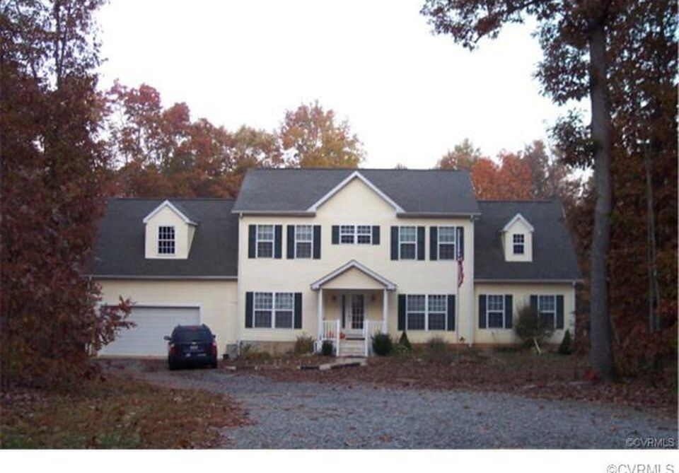 Primary Photo - 126 Byrd Point Ln