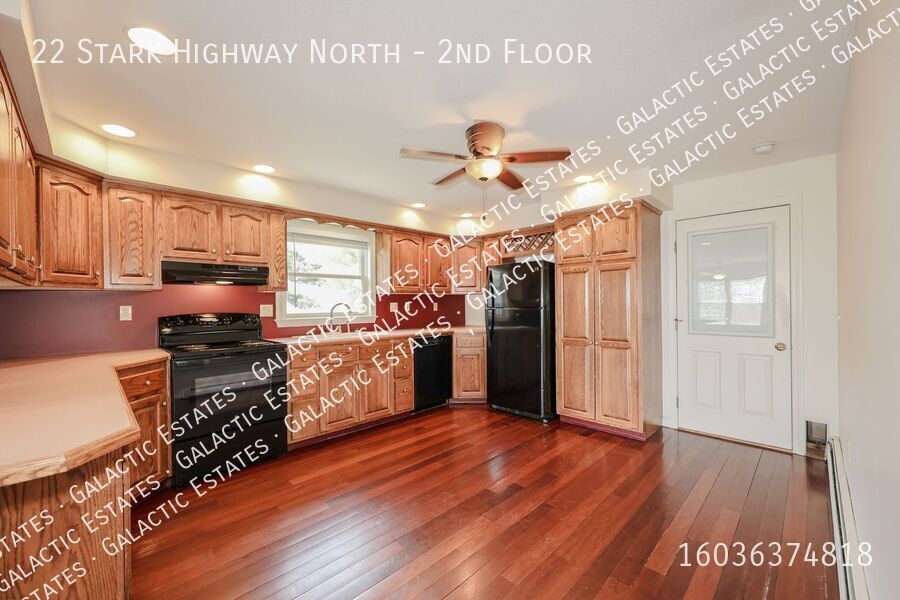 Foto principal - 22 Stark Hwy N