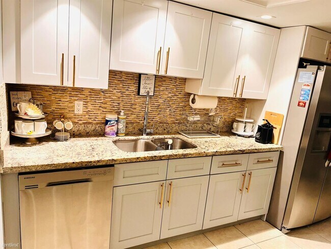 Foto del edificio - 3 br, 2 bath House - 5907 NW 74th Ave