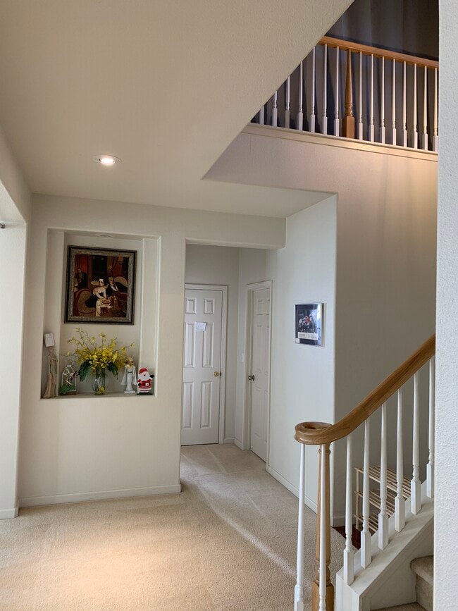 Foto del edificio - 1495 Breezeway Ct