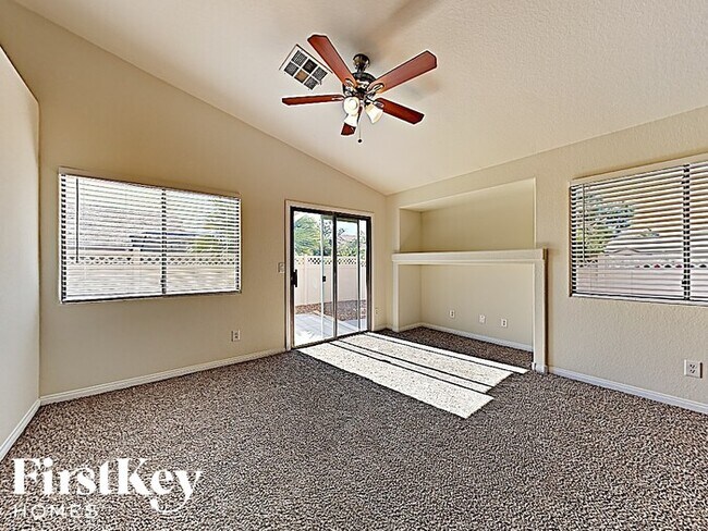 Building Photo - 5635 Tropic Breeze St