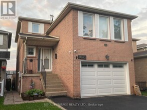 Building Photo - 1633 Marshcourt Dr