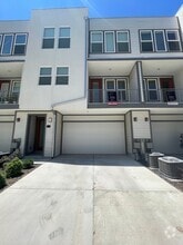 Building Photo - 597 Nichole Ln