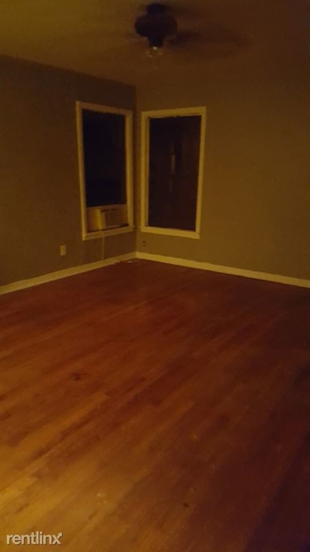 Building Photo - 3 br, 2 bath House - 1026 N. Davis St
