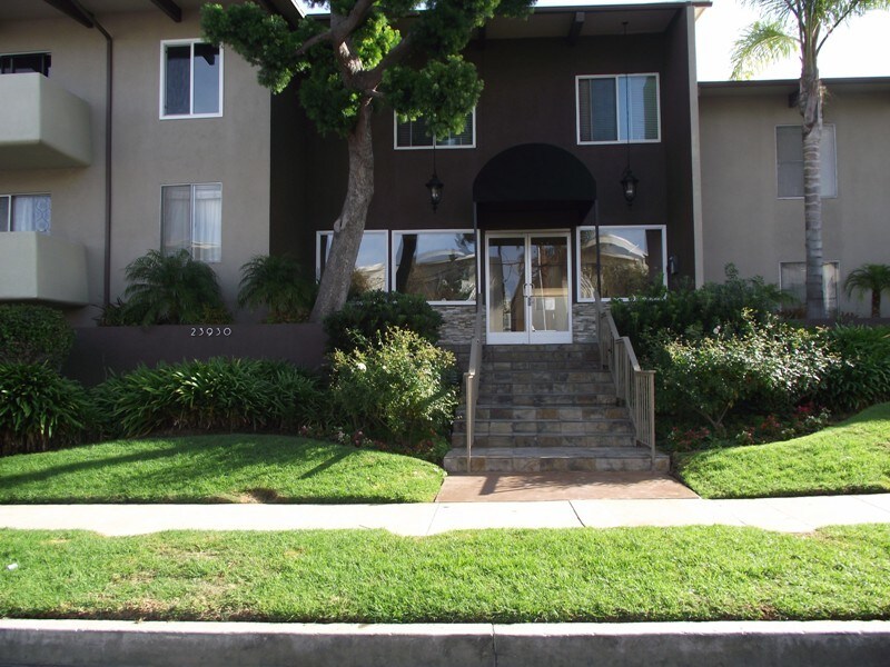 Primary Photo - 23930 Los Codona Ave