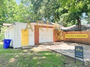 Building Photo - 241 Emelyn St