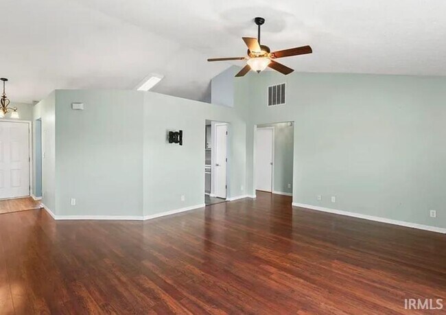 Foto del edificio - 1126 Trillium Ln