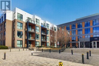 Building Photo - 210 Sabina Dr