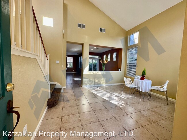 Foto del edificio - 4 br, 2.5 bath House - 5922 Riverbank Cir.