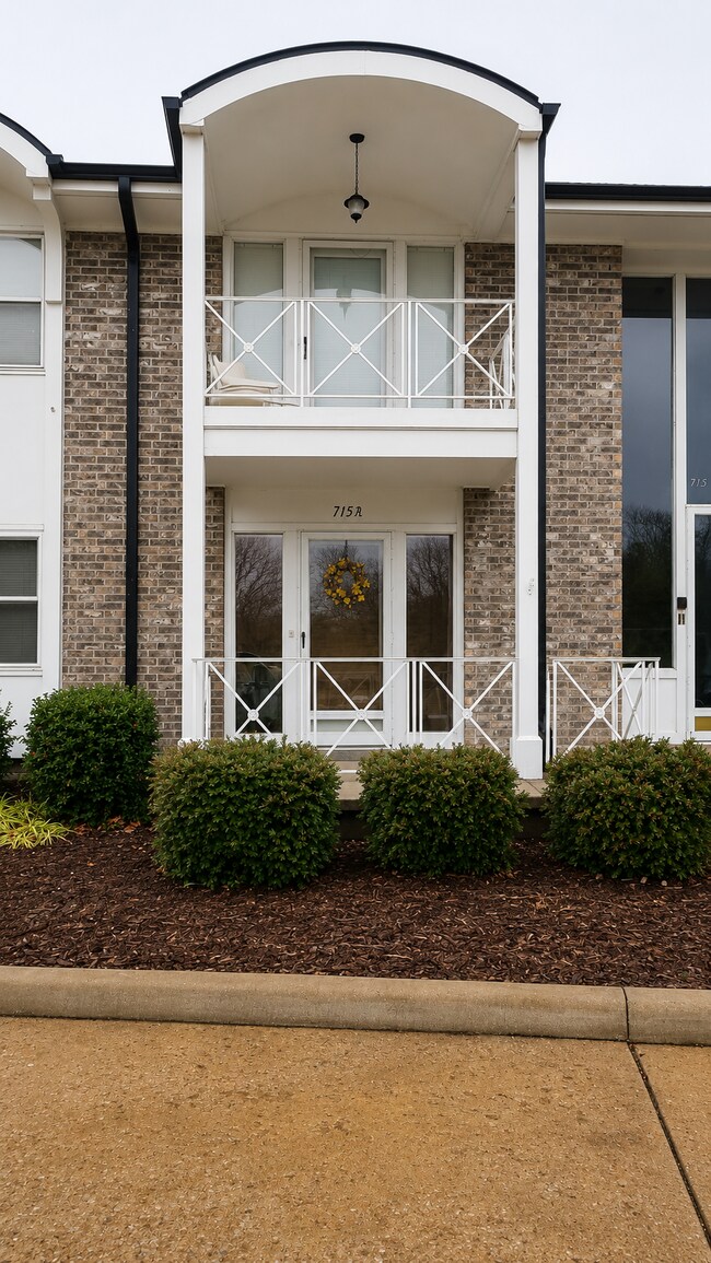 Foto del edificio - 715 N Stackman Dr