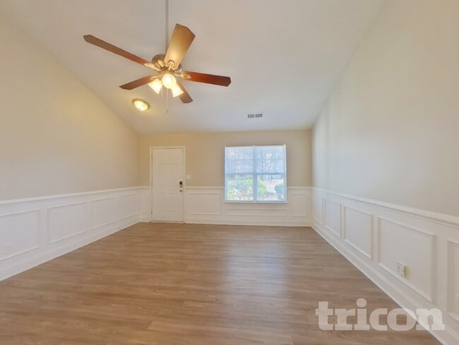 Foto del edificio - 340 Peachtree Rd