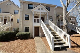 Building Photo - 290 Appleby Dr