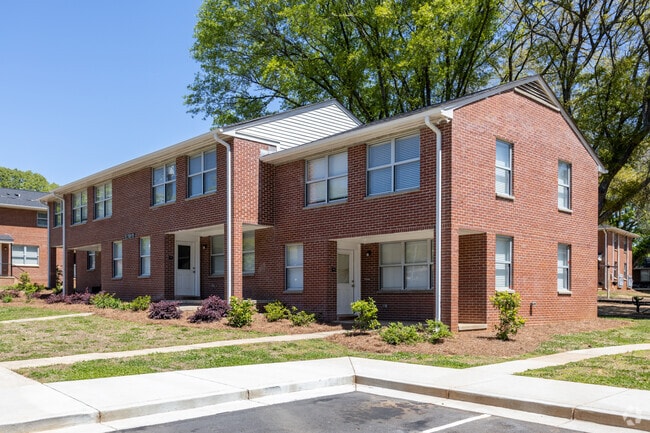 Building Photo - 1100 Washington Circle