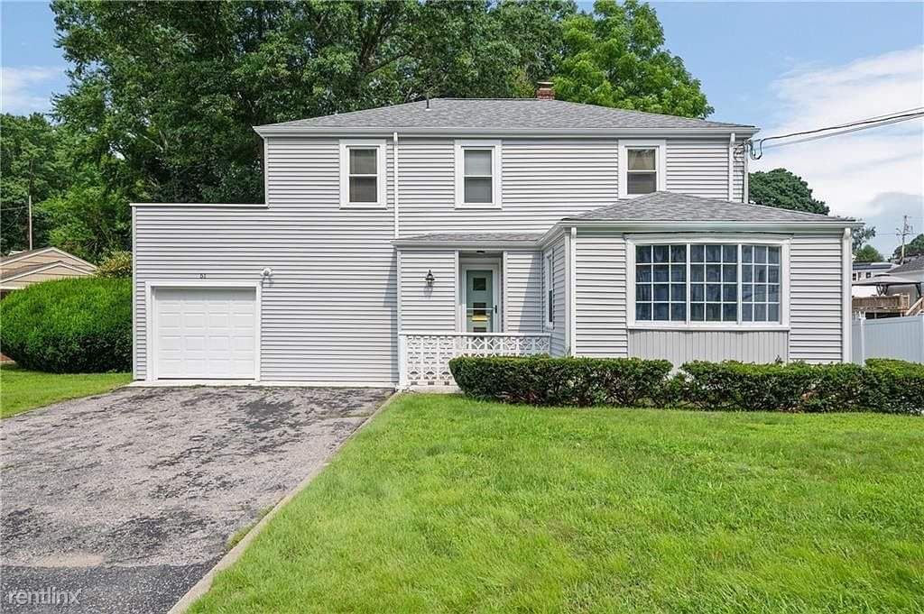 Primary Photo - 3 br, 1.5 bath Duplex - 51 Westwood Road 1