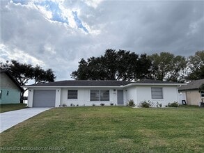 Building Photo - 185 Autumn Ave