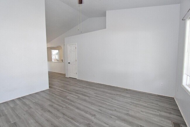 Foto del edificio - Single-Level Home in Quiet Neighborhood