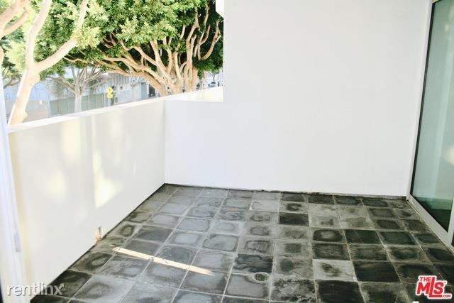 Building Photo - 1 br, 1 bath House - 1241 5th St Apt 209