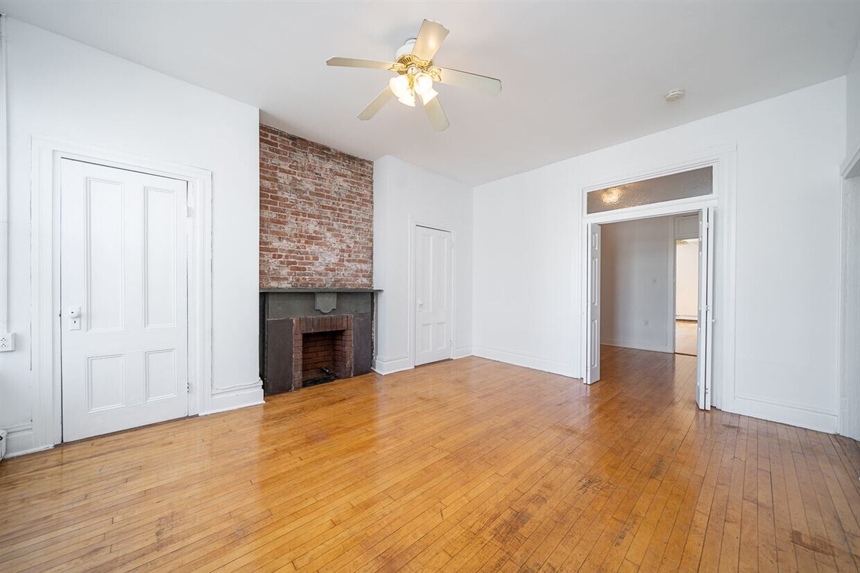 Foto principal - 1024 Washington St