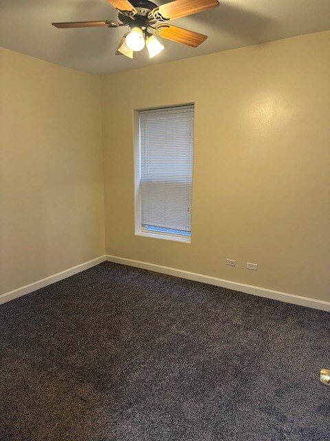 Cama 1 - 4610 S Calumet Ave