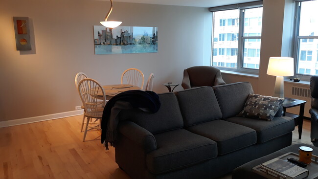 Building Photo - 4250 N Marine Dr