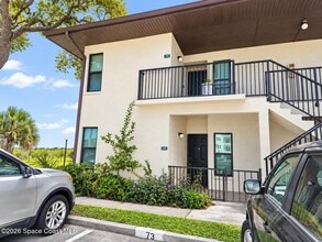 Building Photo - 515 Landings Way
