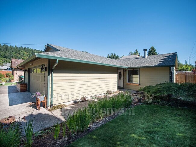 Building Photo - 13610 SE Holgate Blvd