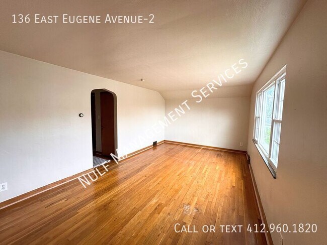 Foto del edificio - 136 E Eugene Ave