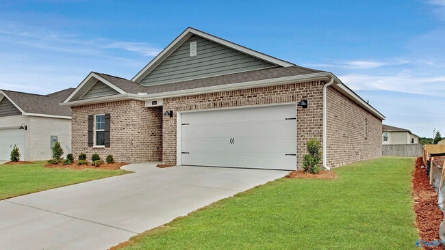 Foto del edificio - 3404 Feldspar Dr SW