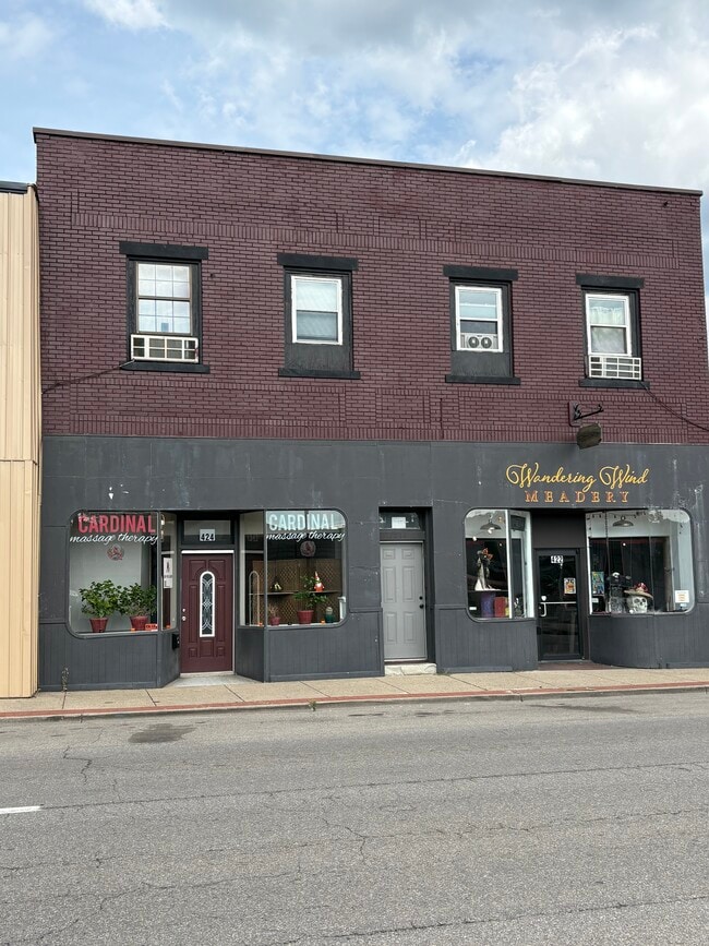 Building Photo - 424 W Washington St