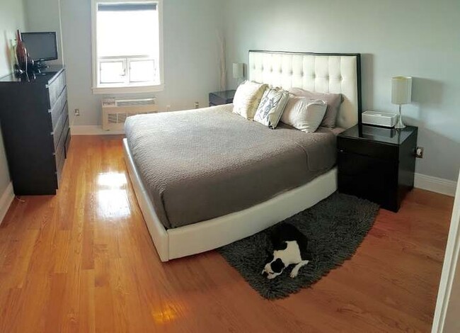 Master bedroom - 809 22nd St