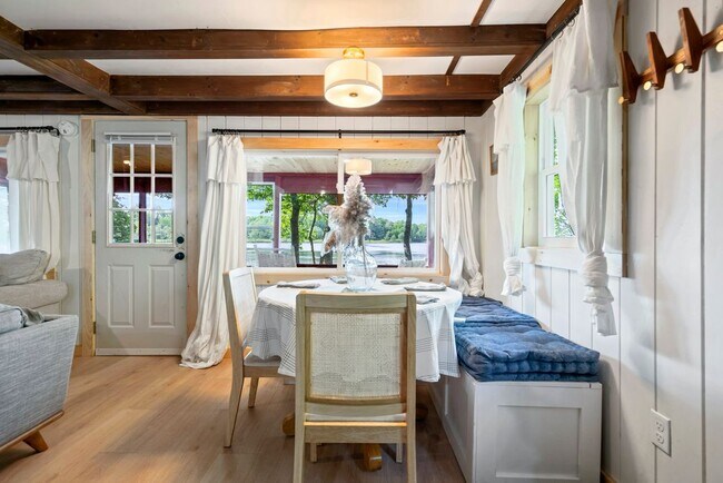 Foto del edificio - 30 Wag Rd