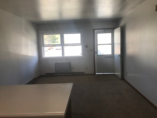 Building Photo - 110 N Stafford St