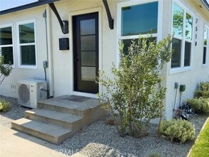 Building Photo - 2510 Termino Ave