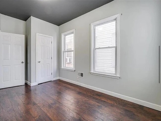 Building Photo - 36 Dwight St