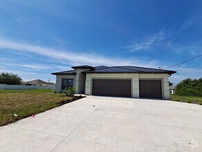 Building Photo - 2838 Tropicana Parkway W
