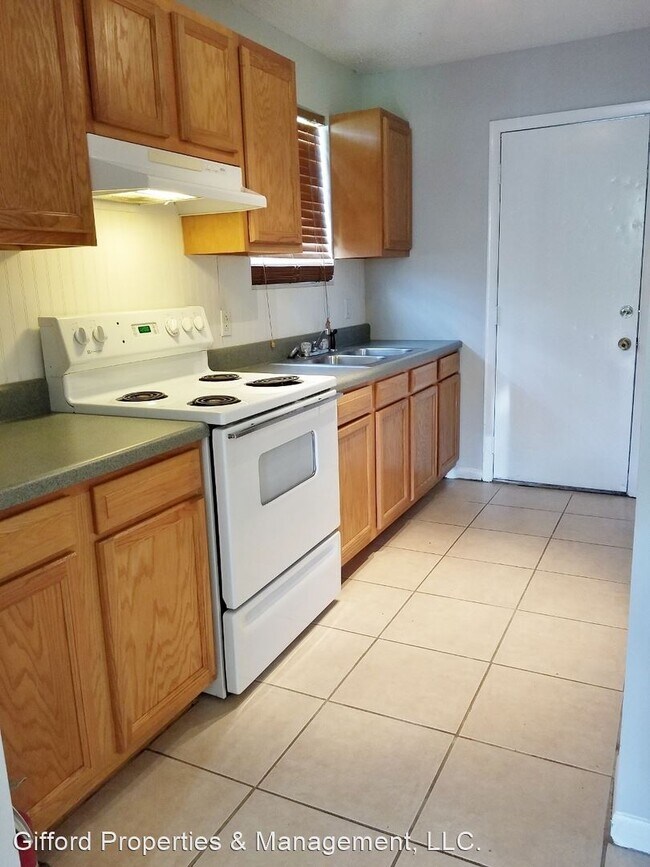 Foto del edificio - 3 br, 1 bath House - 233 M L King Drive