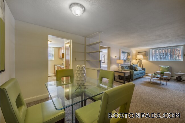 Building Photo - 11 Brattle St