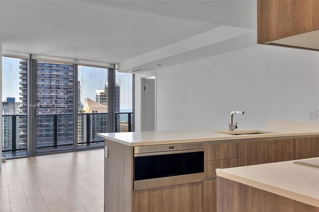 Foto del edificio - 801 S Miami Ave